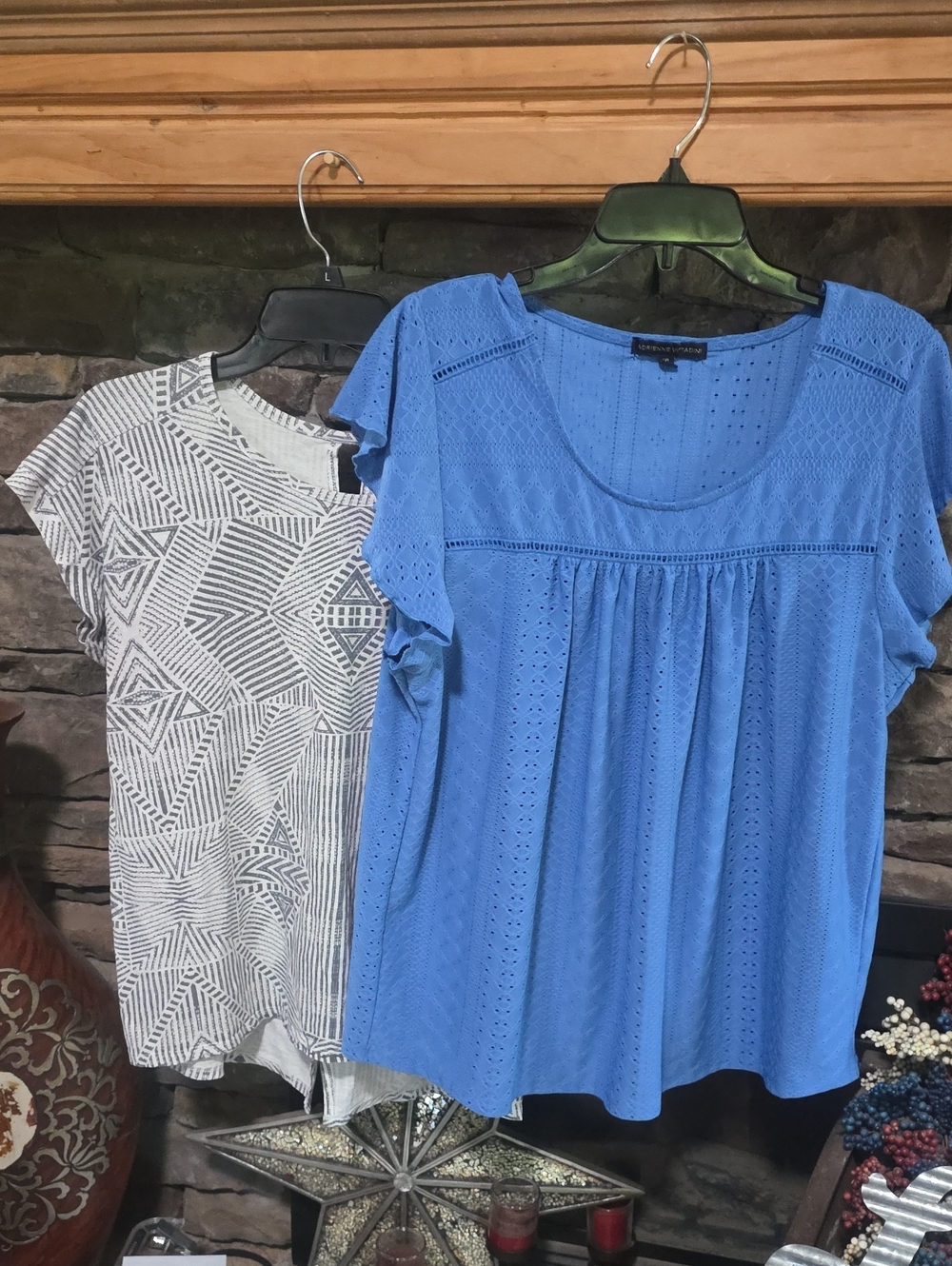 2 Womens Top Bundle  Sz XL